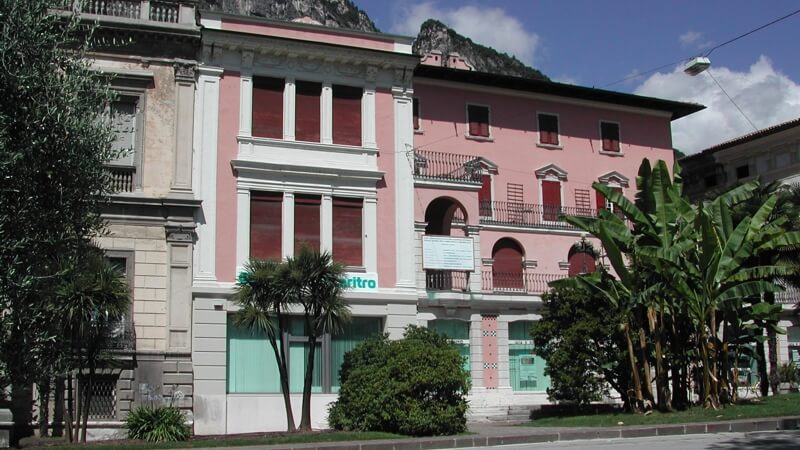 Prima dell'intervento Piazza Garibaldi prima